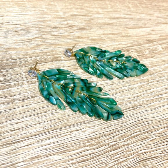 Tropical Leaf Green Tortoise Shell CZ Stone Drop Dangle Earrings - Picture 5 of 6